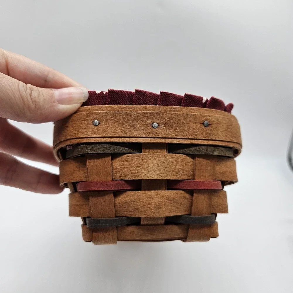 VTG 1992 Longaberger Woven Traditions Bread Cracker Basket Red Liner & Protector